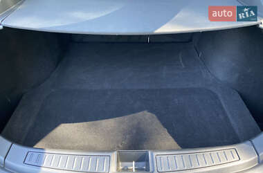 Лифтбек Tesla Model S 2015 в 