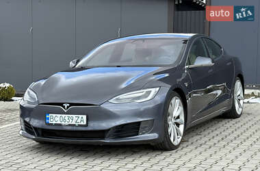 Лифтбек Tesla Model S 2017 в 