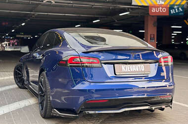 Лифтбек Tesla Model S 2021 в 