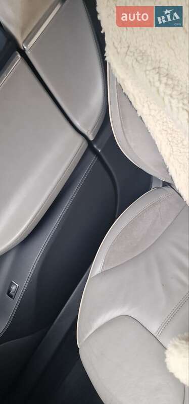 Лифтбек Tesla Model S 2014 в Киеве