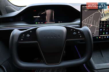 Лифтбек Tesla Model S 2021 в 
