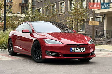 Лифтбек Tesla Model S 2016 в 
