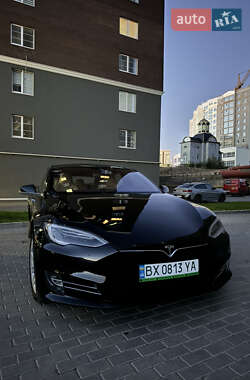 Лифтбек Tesla Model S 2016 в Хмельницком