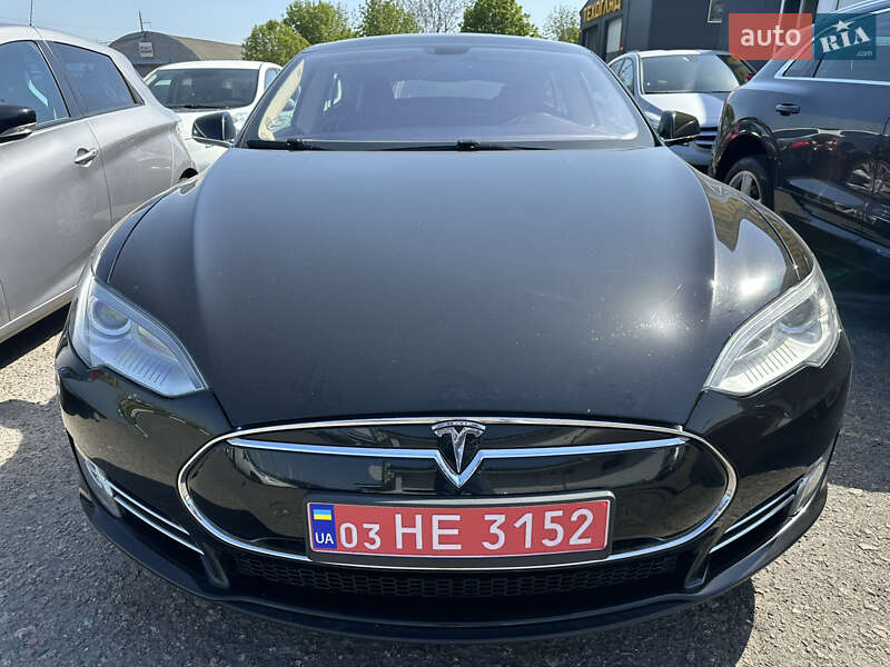 Лифтбек Tesla Model S 2013 в Одессе