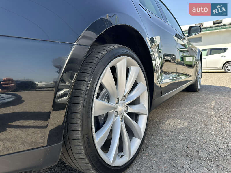 Лифтбек Tesla Model S 2013 в Одессе фото 6 Лифтбек Tesla Model S 2013 в Одессе
