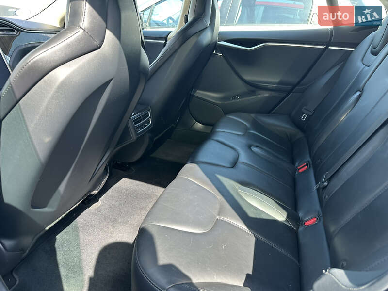 Лифтбек Tesla Model S 2013 в Одессе