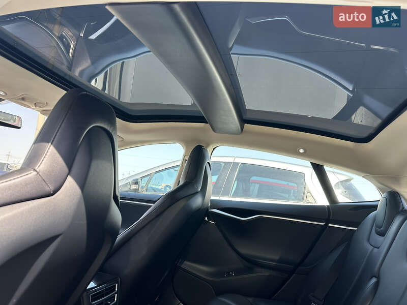 Лифтбек Tesla Model S 2013 в Одессе
