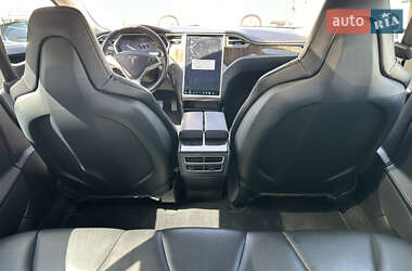 Ліфтбек Tesla Model S 2013 в 