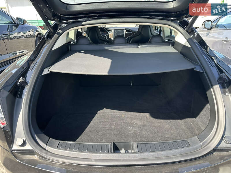Лифтбек Tesla Model S 2013 в Одессе