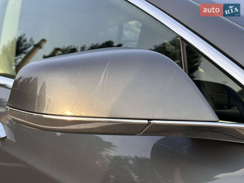 Лифтбек Tesla Model S 2014 в Киеве
