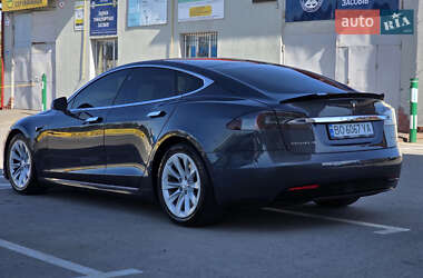 Лифтбек Tesla Model S 2018 в 