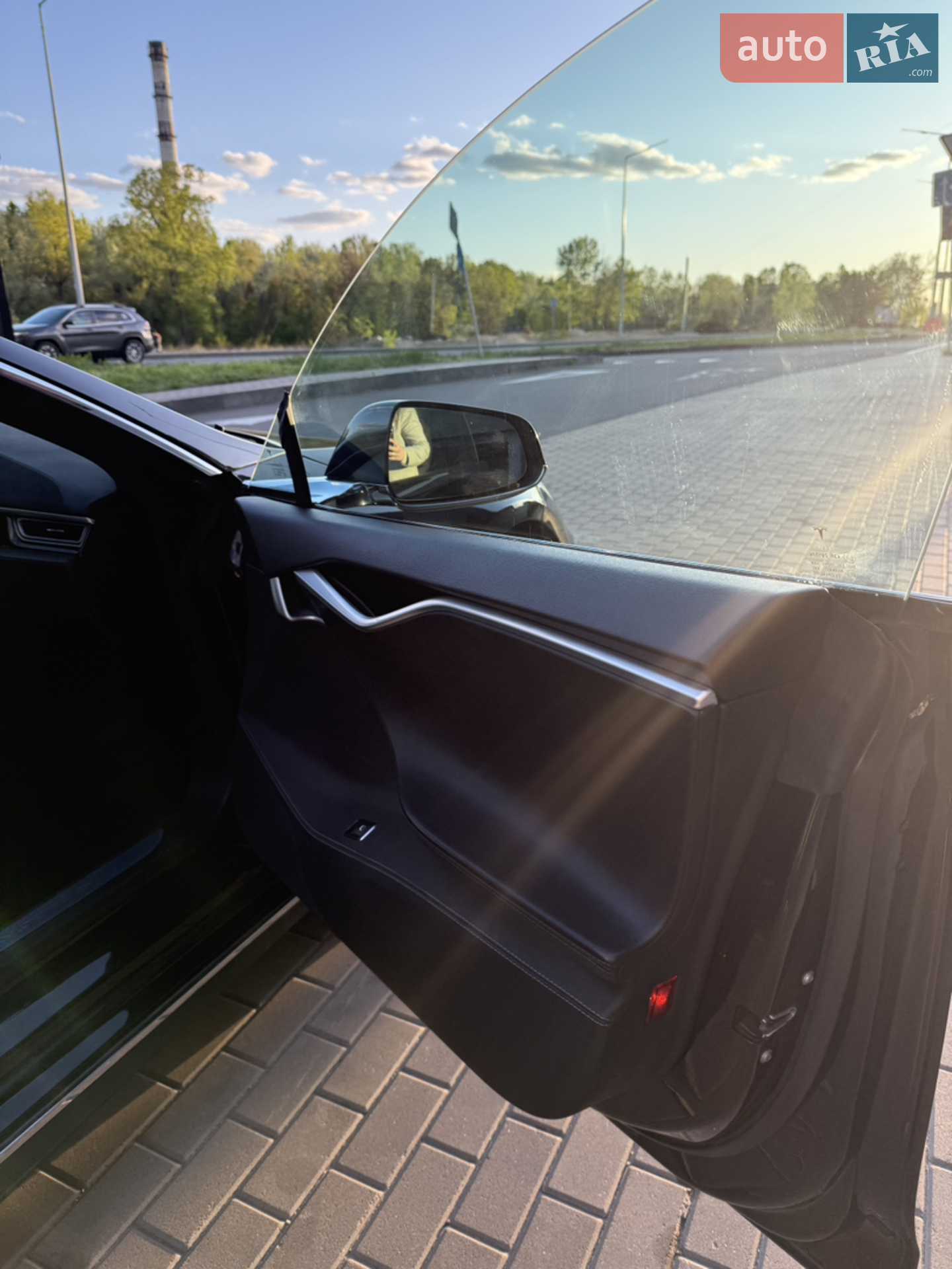 2015 Tesla Model S - мініатюра 11