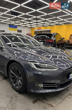 Лифтбек Tesla Model S 2020 в Ивано-Франковске