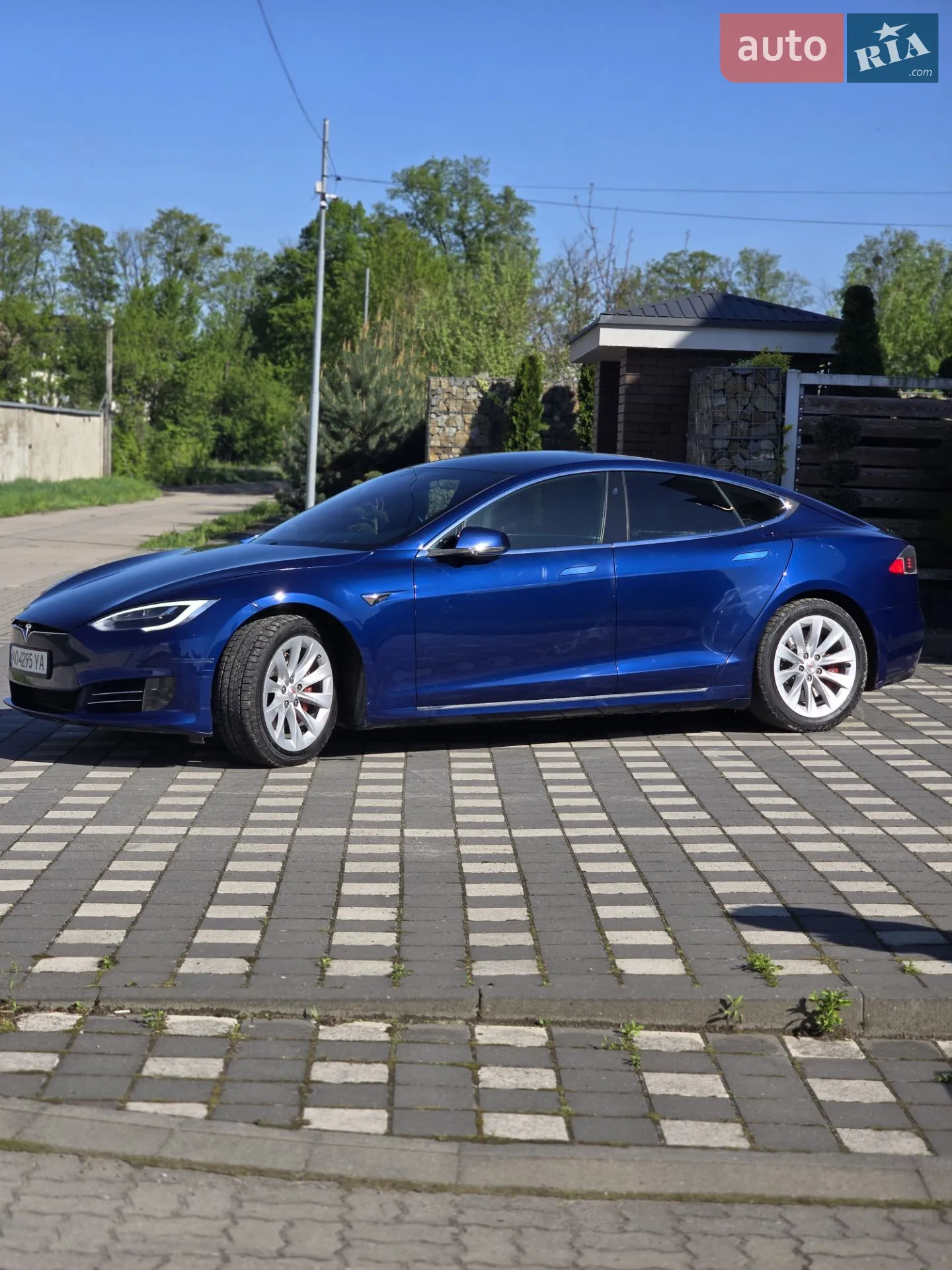 Tesla Model S 2017 VIN 5YJSA1E12HF191706 фото оголошення 4 з 29