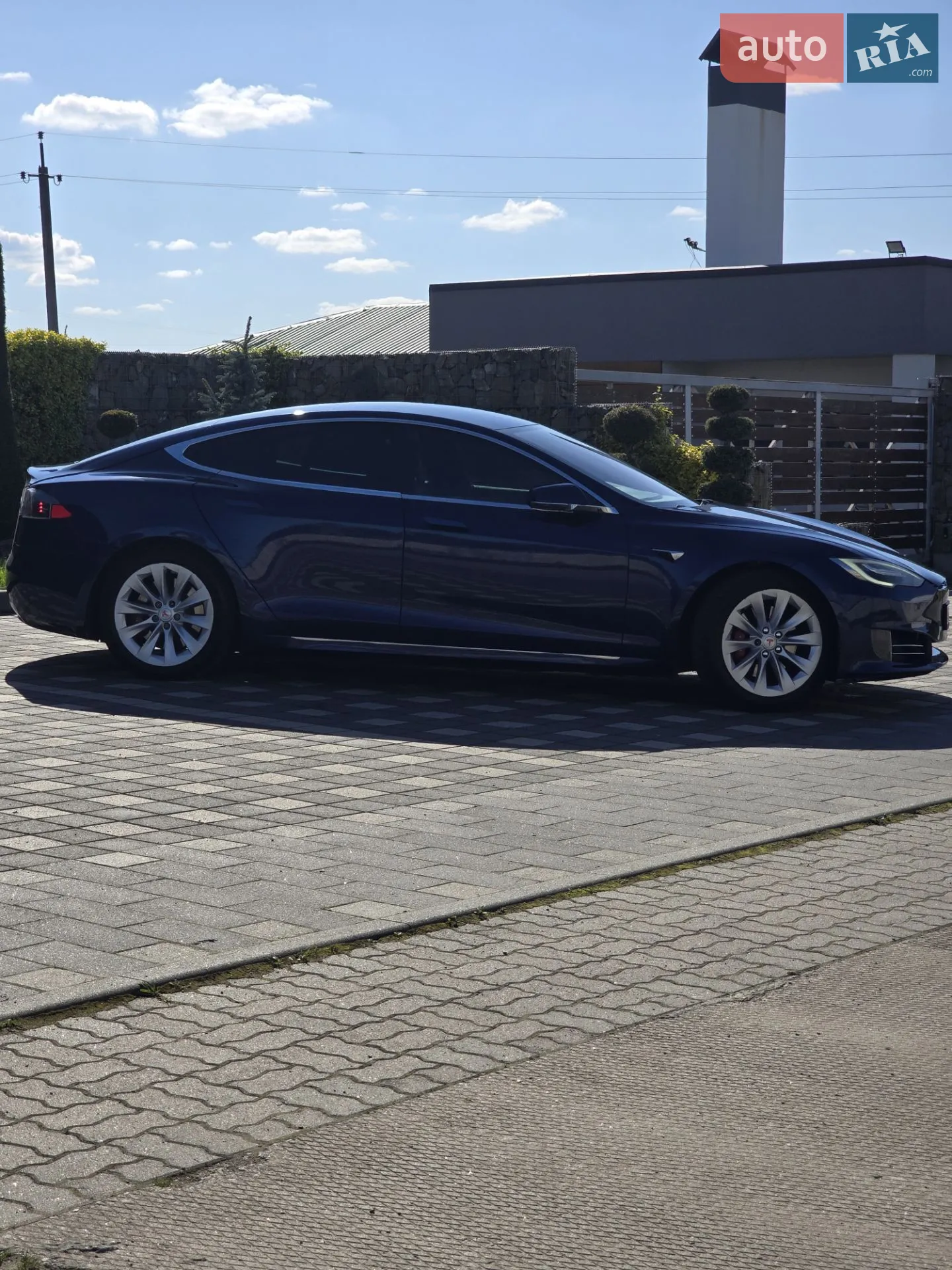Tesla Model S 2017 VIN 5YJSA1E12HF191706 фото оголошення 8 з 29