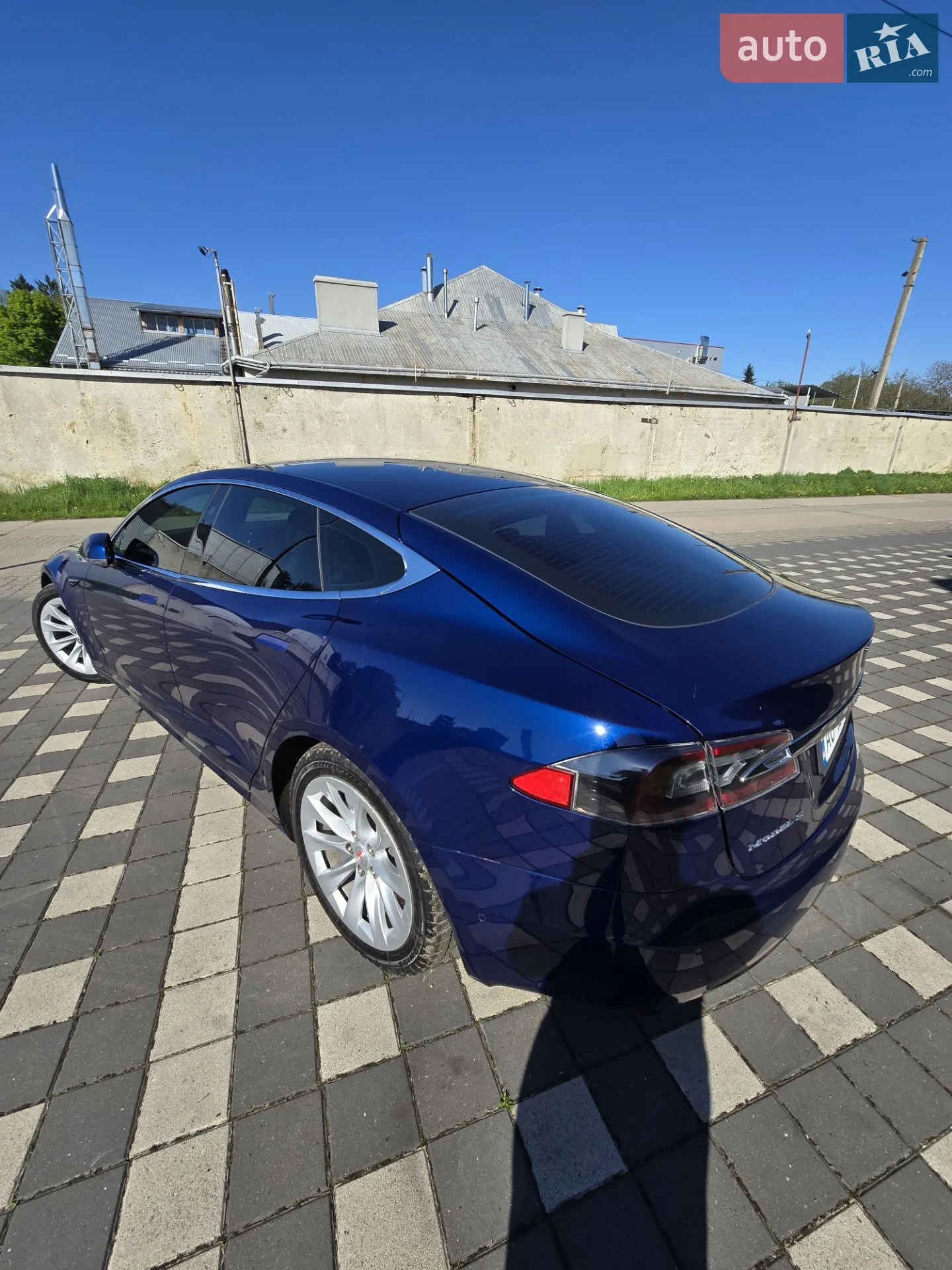 Tesla Model S 2017 VIN 5YJSA1E12HF191706 фото оголошення 16 з 29