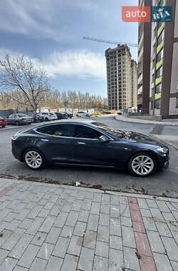 Лифтбек Tesla Model S 2018 в Тернополе