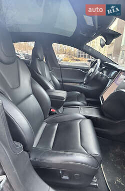 Лифтбек Tesla Model S 2018 в Тернополе