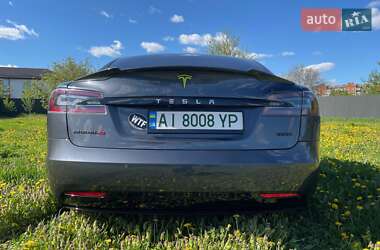 Лифтбек Tesla Model S 2018 в 