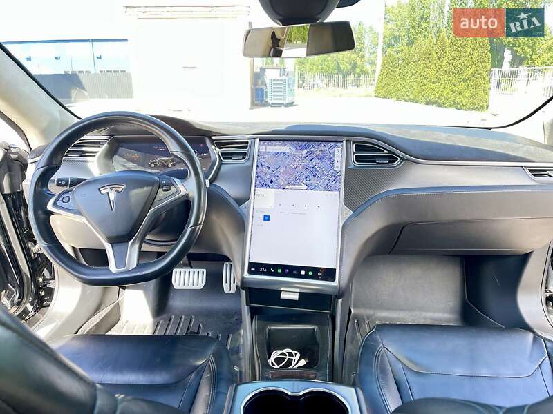 Лифтбек Tesla Model S 2015 в Броварах