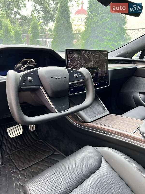 Лифтбек Tesla Model S 2022 в Ивано-Франковске