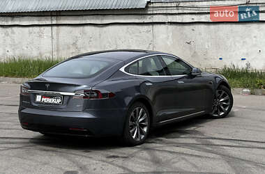 Лифтбек Tesla Model S 2017 в 