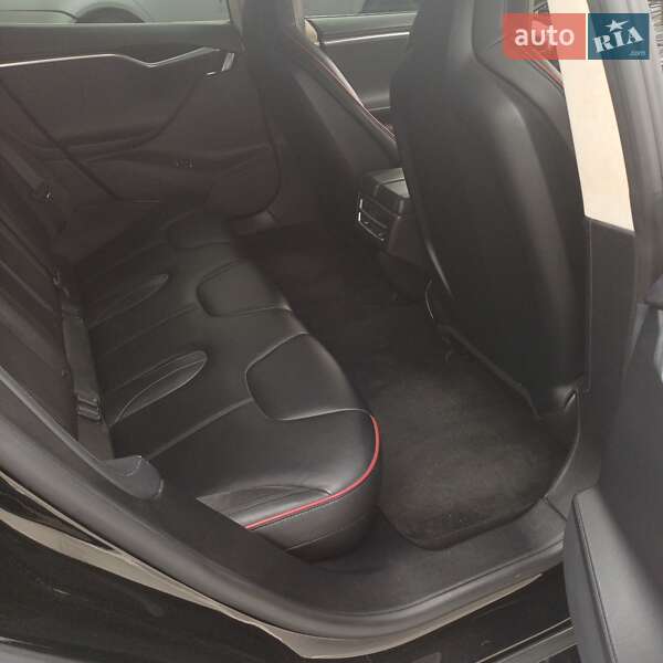 Лифтбек Tesla Model S 2013 в Хмельницком