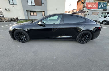Лифтбек Tesla Model S 2015 в 