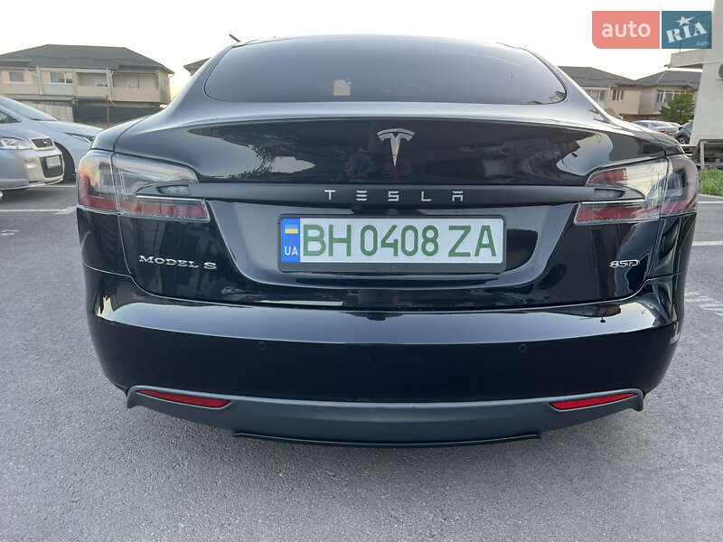 Лифтбек Tesla Model S 2015 в Одессе