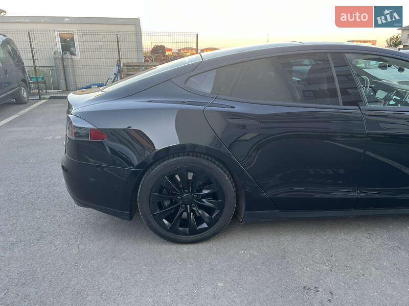 Лифтбек Tesla Model S 2015 в Одессе