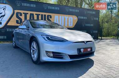 Лифтбек Tesla Model S 2018 в Хмельницком