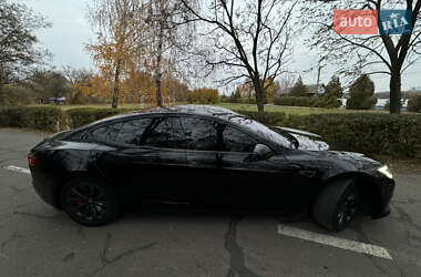 Ліфтбек Tesla Model S 2016 в 