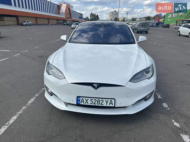 Лифтбек Tesla Model S 2016 в Харькове