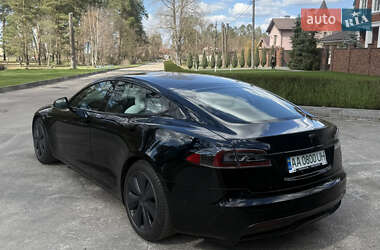 Лифтбек Tesla Model S 2022 в 