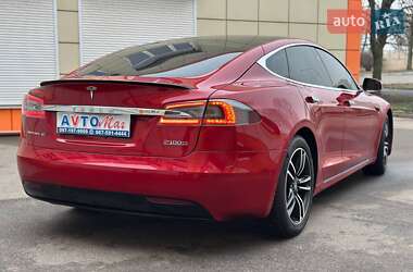 Ліфтбек Tesla Model S 2017 в 