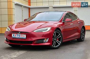 Ліфтбек Tesla Model S 2017 в 