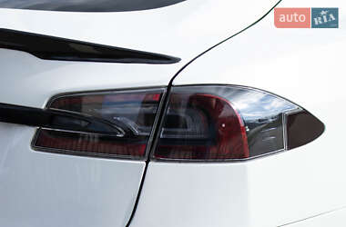 Ліфтбек Tesla Model S 2021 в 