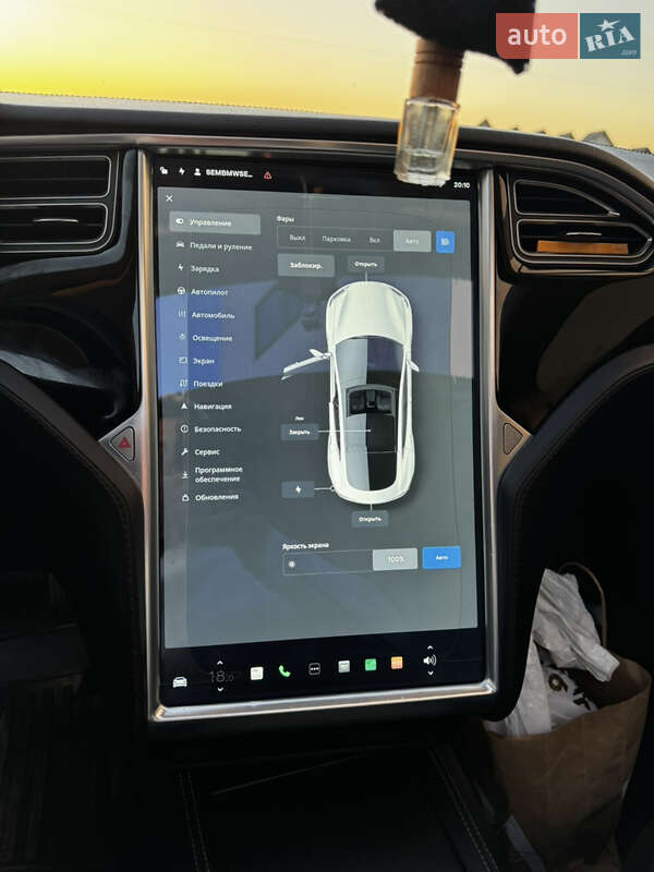 Лифтбек Tesla Model S 2014 в Киеве