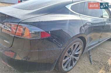Лифтбек Tesla Model S 2018 в 