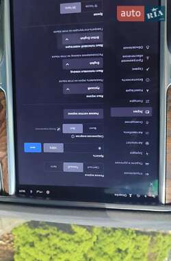 Ліфтбек Tesla Model S 2017 в 