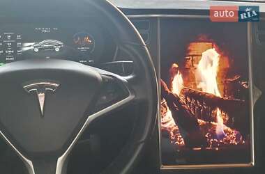Ліфтбек Tesla Model S 2017 в 