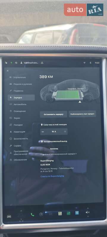 Лифтбек Tesla Model S 2014 в Новояворовске