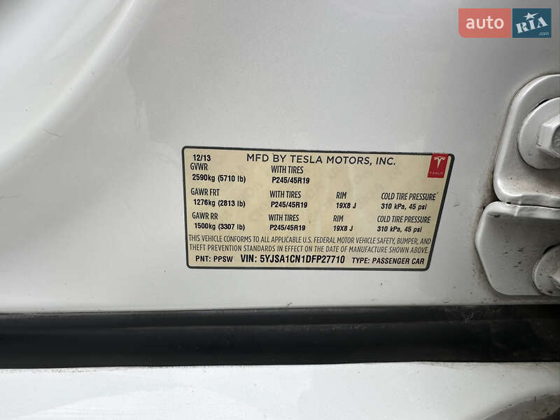 Лифтбек Tesla Model S 2013 в Киеве фото 13 Лифтбек Tesla Model S 2013 в Киеве