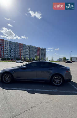 Ліфтбек Tesla Model S 2021 в 