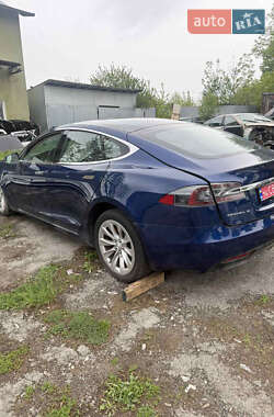 Ліфтбек Tesla Model S 2017 в 