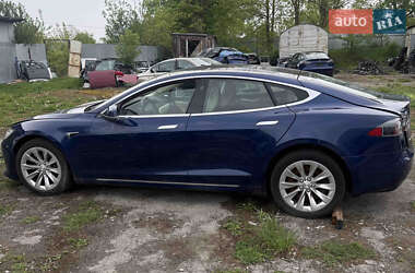 Ліфтбек Tesla Model S 2017 в 