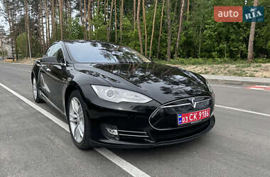 Ліфтбек Tesla Model S 2014 в 