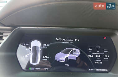 Лифтбек Tesla Model S 2020 в 