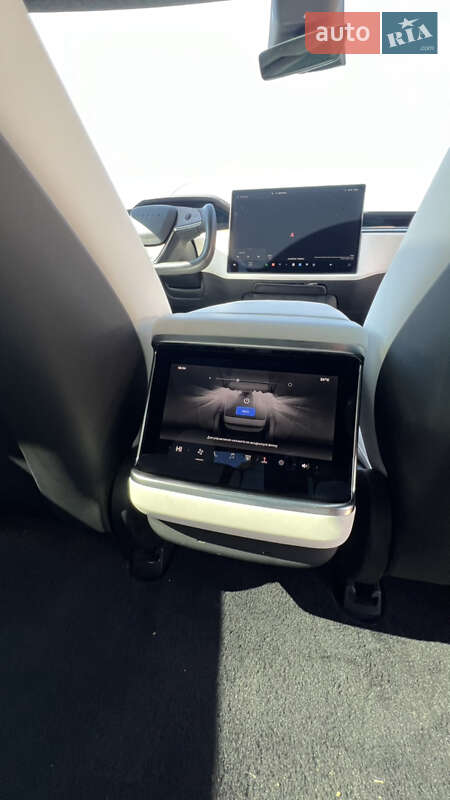 Ліфтбек Tesla Model S 2022 в Львові