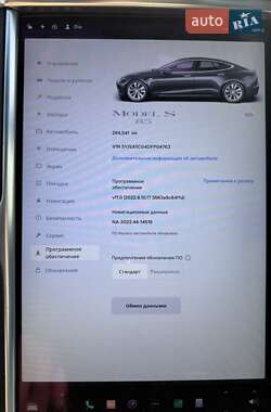 Ліфтбек Tesla Model S 2013 в 